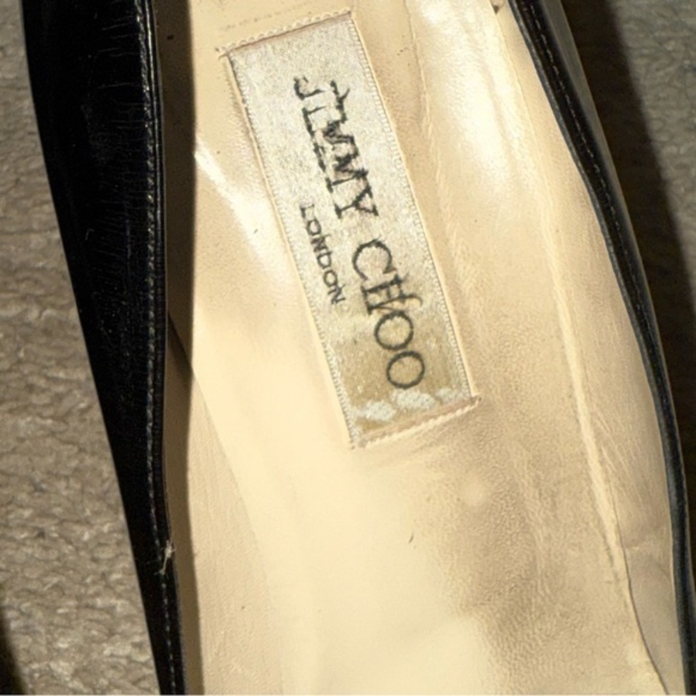 Jimmy Choo Black Gold Patent Leather Double Buckle & Toe Plate Detail Pumps - Picture 2 of 4